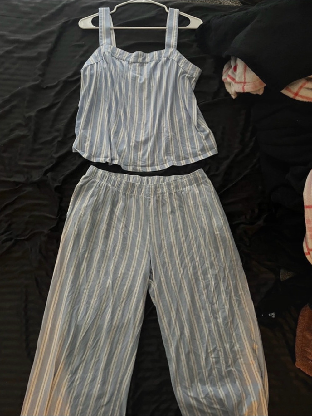 2 piece lounge set